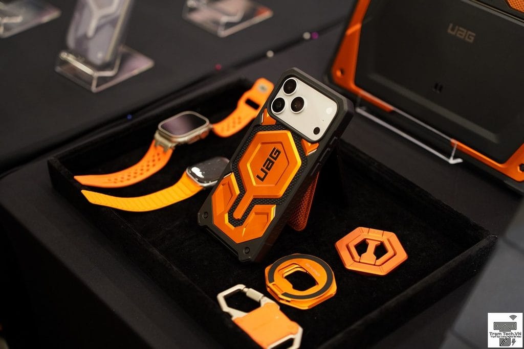 UAG Nomad DryOut 